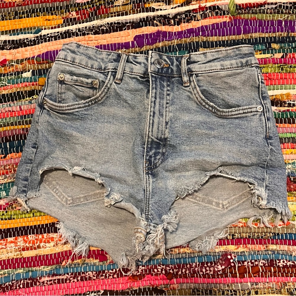 Zara jean shorts cuttoffs